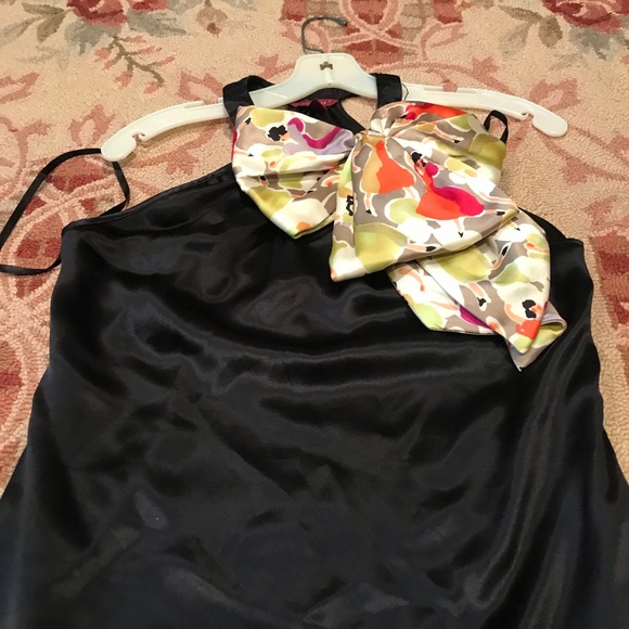 TED BAKER HALTER DRESS XS (model is a 0-2) - Picture 5 of 16